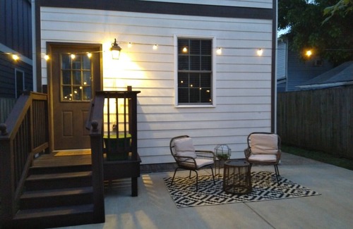 Urbandale Nations Apartment | 30+ Day Fully Furnished Utilities Included 10-min from Downtown Pet Friendly