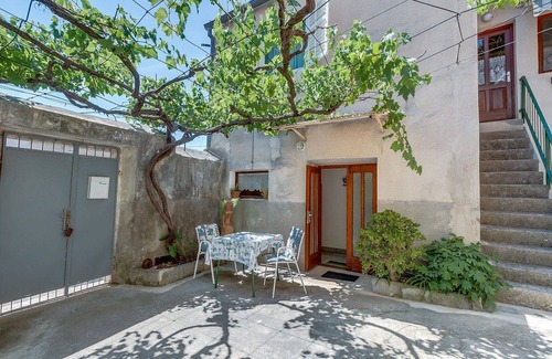 Veli Losinj Apartment | 30 m² Apartment ∙ 1 bedroom ∙ 2 guests
