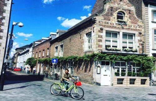 Statenkwartier Bed & Breakfast | 30 m² Bed and breakfast ∙ 2 guests