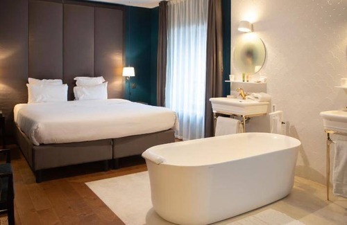 Montlivault Hotel | 30 m² Hotel ∙ 4 guests