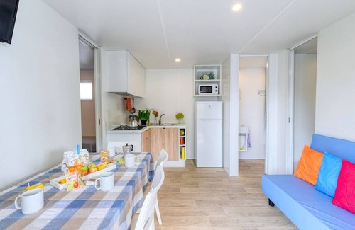 San Benedetto di Lugana RV Rental | 30 m² Mobile home ∙ 2 bedrooms ∙ 5 guests
