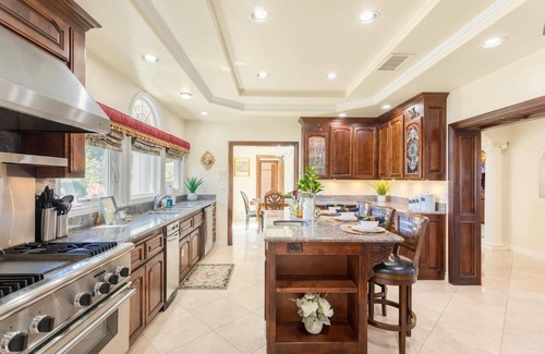 Perris House | 30+ Night Stay! Stunning House W/Pool & Spa, Bridal Suite, Views!