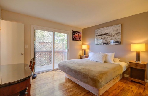 Del Rey Oaks House | 30 nights or more in Del Rey Oaks CA