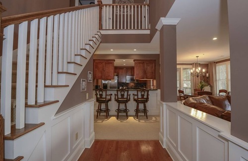Lake Oconee Condo | 30% off until 2025 WOW!, Walk to Ritz, Fronts Golf Course, 3 King Beds, Book Now