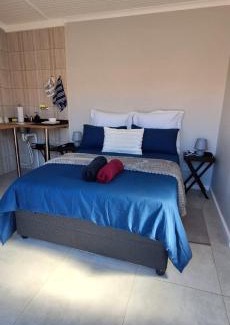 Lorraine Apartment | 30 On Dijon Room2