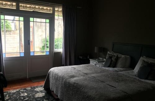 Grahamstown House | 30 on Oatlands Road
