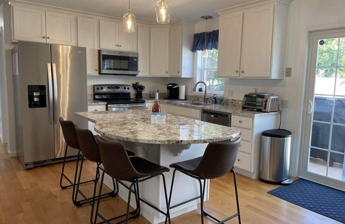 Pine Point House | 300 ft to the Beach - Hear the Surf!
