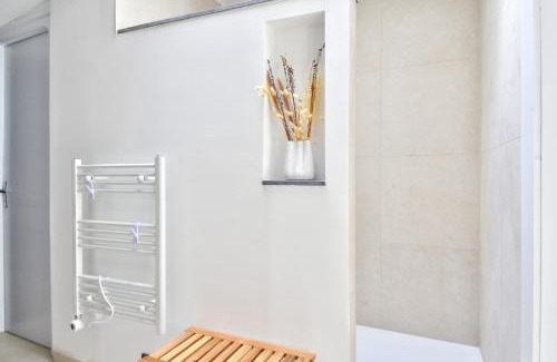 Barbatre House | 300 m de la plage - Maison pour 2 avec jardin