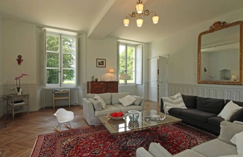 Bellavilliers House | 300 m² House ∙ 6 bedrooms ∙ 14 guests