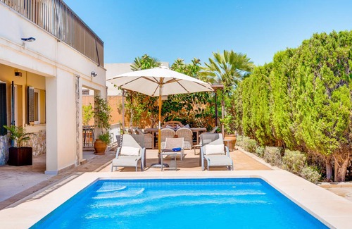 Can Pastilla Villa | 300 m² Villa ∙ 4 bedrooms ∙ 7 guests