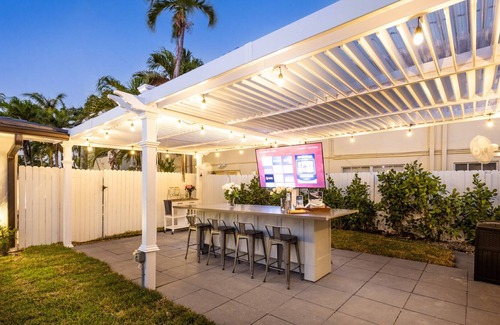 Lauderdale-by-the-Sea Resort | 300 STEPS TO WHITE SAND BEACH / HEATED POOL / HOT TUB/ MONTHLY SPCLS - H2