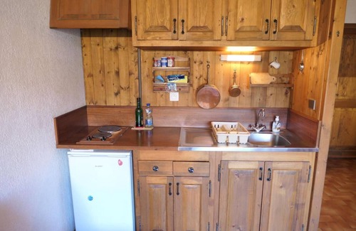 Le Bettex Apartment | 300m from ski slopes, 1st floor, view mountain, balcony, parking, tv, 28m², Saint Gervais