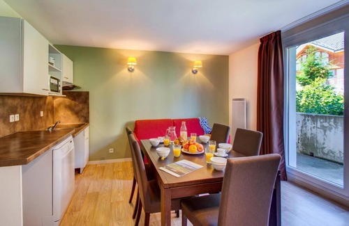 La Feclaz Apartment | 300m from resort center, Ground floor, fitness, swimming pool, terrace, balcony, parking, tv