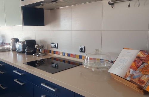 Roquetas de Mar Ski Chalet | 300m from the beach, swimming pool,WIFI