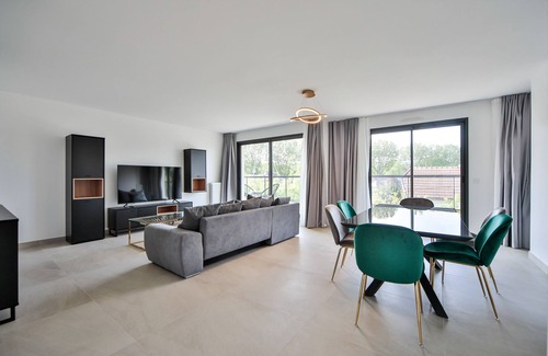 La Varenne Saint-Hilaire Apartment | 301 69 Blue Nights Appartement Appartement de Luxe