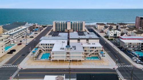 North Wildwood Apartment | 301 Ocean Ave, Unit 102 - The Harbor Light