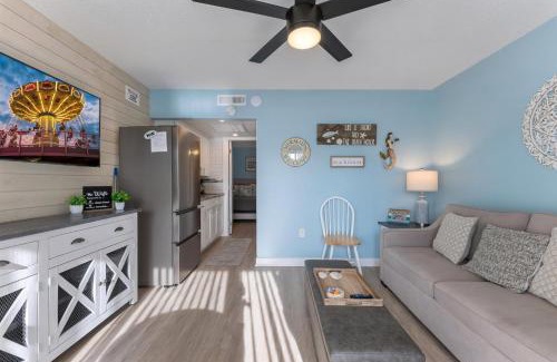 North Wildwood Apartment | 301 Ocean Ave, Unit 102 - The Harbor Light