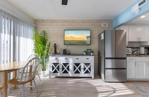 North Wildwood Apartment | 301 Ocean Ave, Unit 102 - The Harbor Light
