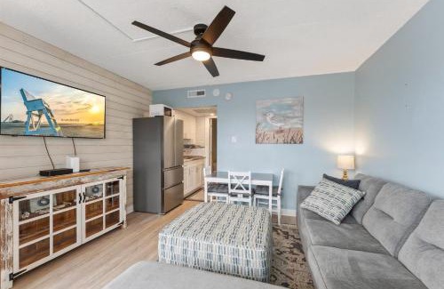 North Wildwood Apartment | 301 Ocean Ave, Unit 302 - The Harbor Light