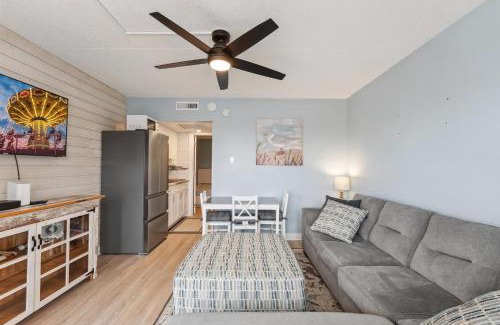 North Wildwood Apartment | 301 Ocean Ave, Unit 302 - The Harbor Light