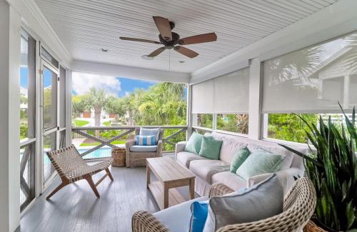 Isle of Palms House | 302 Charleston by AvantStay Stunning Private Pool