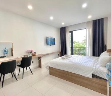 An Phu Apartment | 302 Modern Studio with Balcony & Kitchen