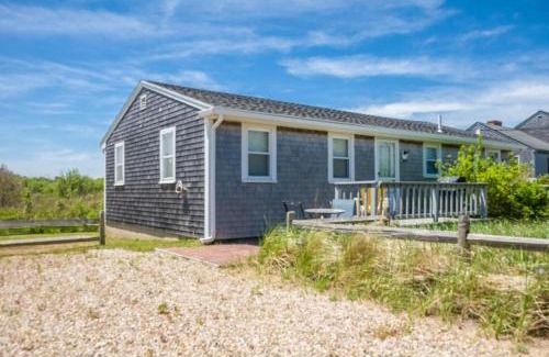 Sagamore Beach House | 302 Phillips Road Sagamore Beach - Cape Cod