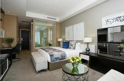 Greater Johannesburg Metropolitan Area Apartment | 304 Sandton Skye Apartments