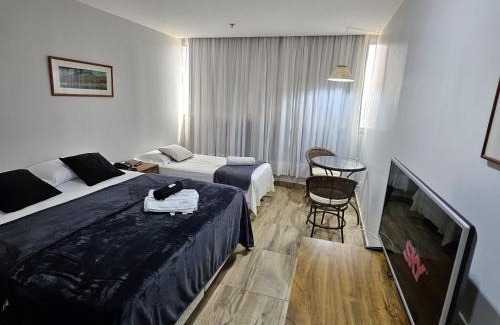 Taguatinga Hotel | 305- Flat charmoso 3 pessoas garagem e lazer bem localizado