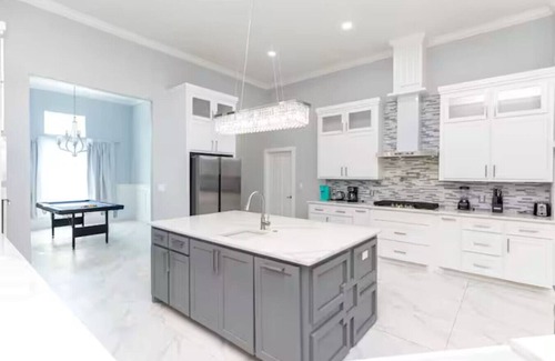 Corpus Christi House | 305) Luxarious with Pool+Hot Tub
