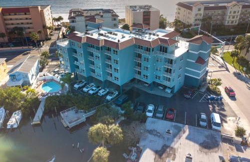 Madeira Beach House | 305 - Skyline