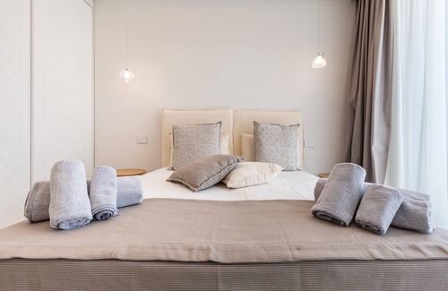 Torre Pali Hotel | 3072 Perla Saracena Luxury Suites - Matrimoniale con Patio Esterno by Barbarhouse