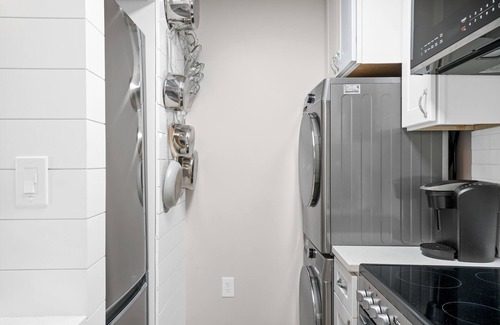 Seagrove Beach Condo | 30A Emerald Hill by Panhandle Getaways