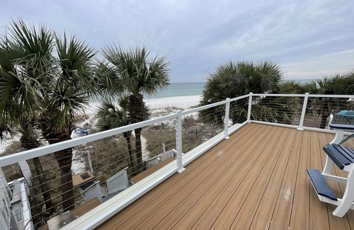 Panama City Beach Villa | 30A Sparkling Clean 🦋Salt therapy!Stay on BeachWest , pier park ocean front