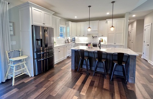 Keene House | 30mins to Railbird, Kentucky Proud Park- Lexington, KY. Ranch home with hot tub!