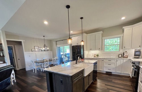 Keene House | 30mins to Railbird, Kentucky Proud Park- Lexington, KY. Ranch home with hot tub!