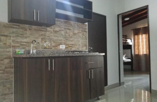Suramericana Apartment | 31 BELLO APARTAMENTO CON BALCON EN LAURELES ESTADIO