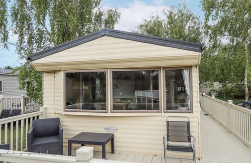 Tattershall Cottage | 31 CASTLE VIEW, pet friendly, with a garden in Tattershall