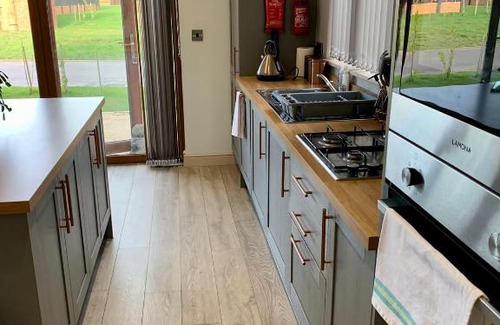 Fitling Resort | 31 Cherry East Riding of Yorkshire Hot Tub & Fishing