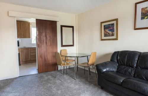 Ormeau Apartment | 31 Hampton Drive