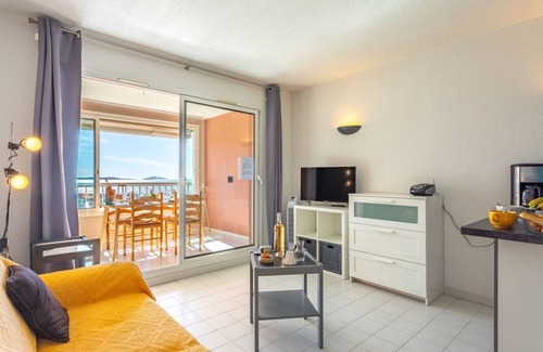 Six-Fours-les-Plages House | 31 m² House ∙ 1 bedroom ∙ 4 guests