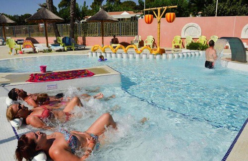 Bessan RV Rental | 31 m² Mobile home ∙ 2 bedrooms ∙ 6 guests
