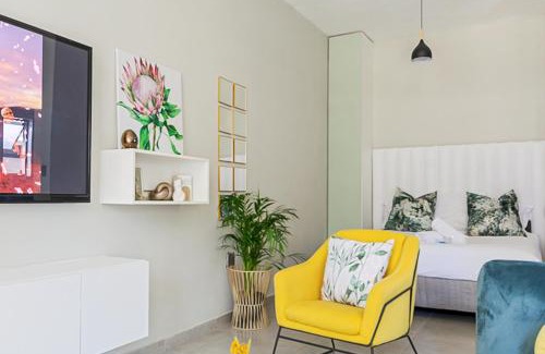 Greater Johannesburg Metropolitan Area Apartment | 31 on Forest Road (FatsoDelux)