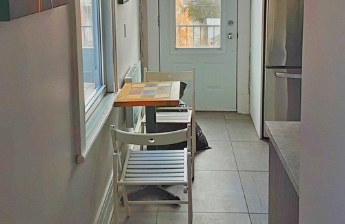 Little Italy Apartment | #310 Spacious, Beautiful near Marche Jean-Talon