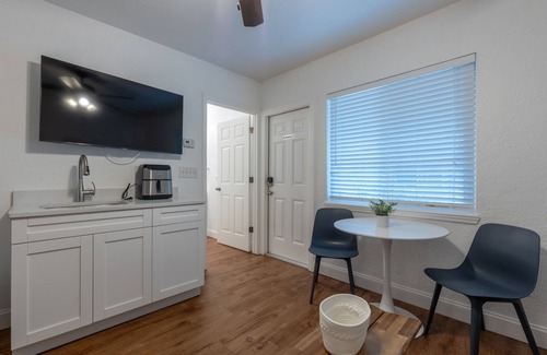 Historic Old Northeast House | 310 Unit B1-Coffee Pot Cottage by Coastal Cottages
