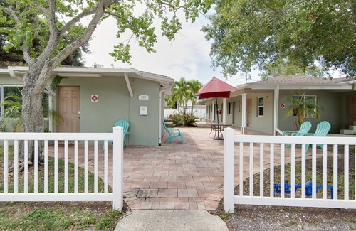 Historic Old Northeast Apartment | 310 Unit B4- Studio Coffee Pot Cottages