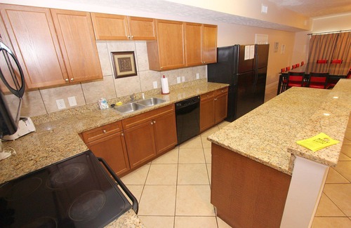 Myrtle Beach Villa | 3100 SqFt Villa with 6 bedrooms, 5 bathrooms in Central Myrtle Beach