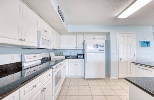 North Myrtle Beach Boat Rental | 3103 Yacht Club Villas