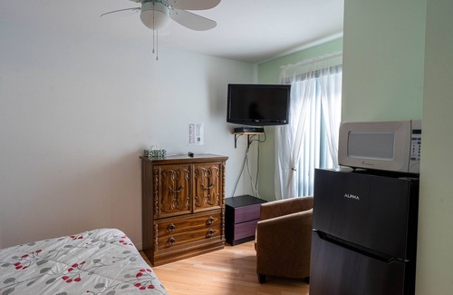 Mauricie Apartment | 311 Chambre Pratique et Confortable