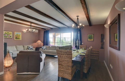 Rakalj House | 317 m² House ∙ 4 bedrooms ∙ 10 guests